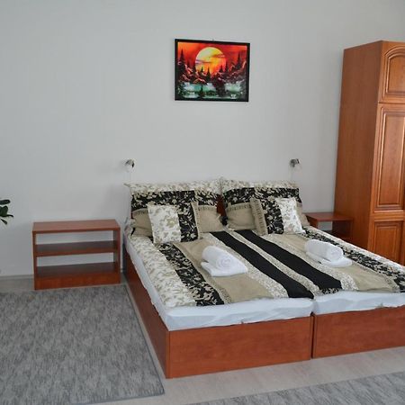 Fészek Apartman Apartman Tapolca Kültér fotó